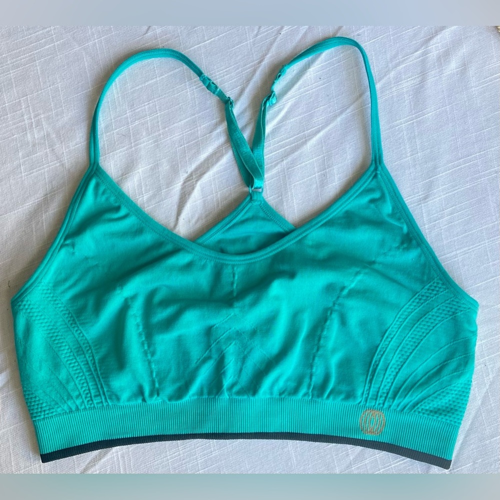 Aqua Yoga Sports Bra, size Large, adjustable back and straps.